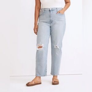 Madewell The Perfect Vintage Straight Jean in Danby Wash: Knee-Rip Edition 31